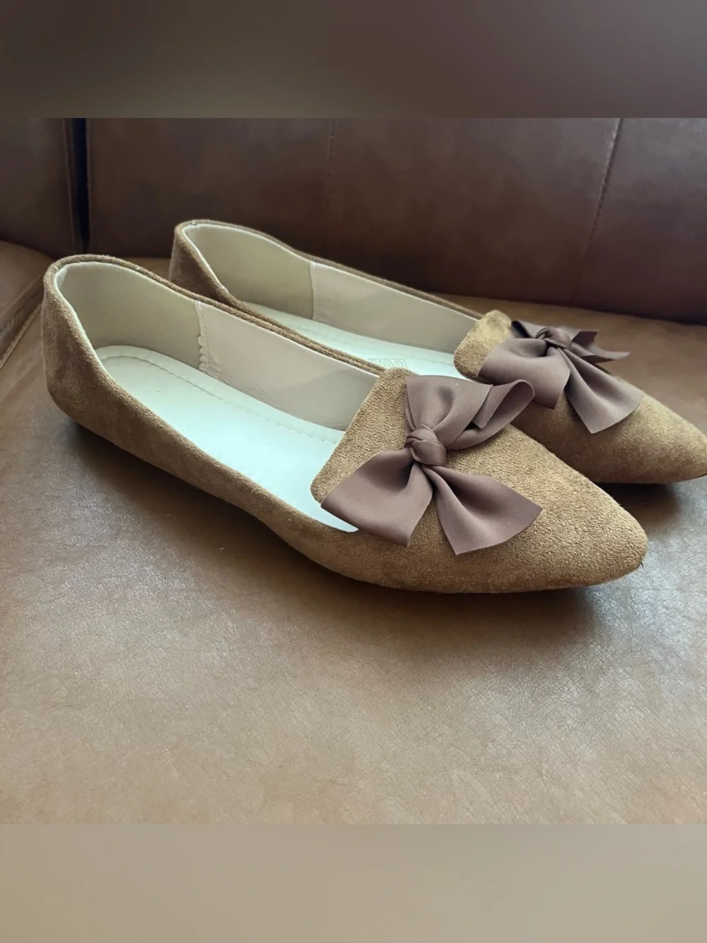 Women’s Ribbon Ballet Flat light Comfortable Shoes Sz 10 Cognac Pointed-Toe